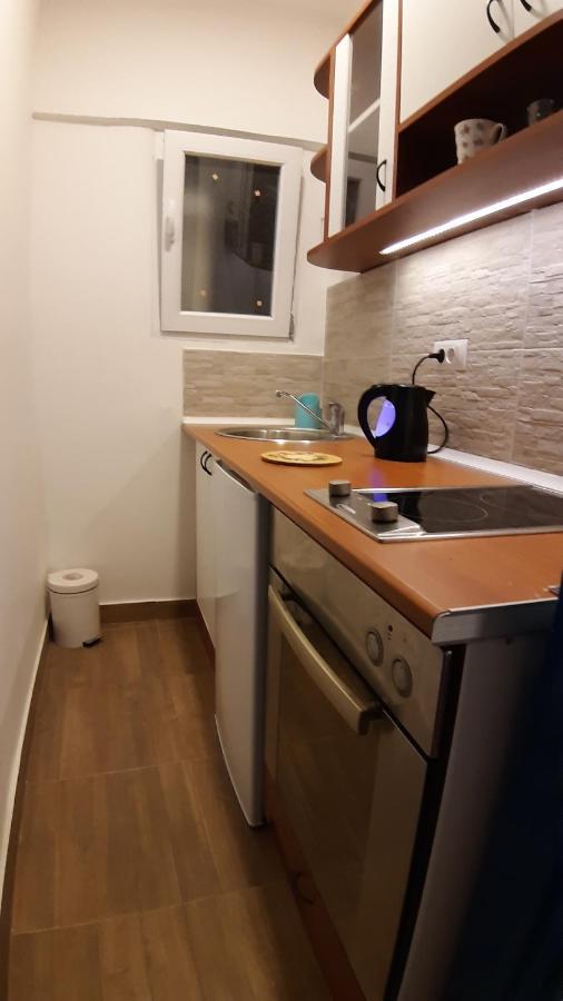 Azzurro Studio Apartment Belgrád Kültér fotó