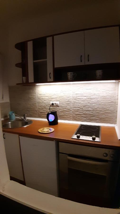 Azzurro Studio Apartment Belgrád Kültér fotó